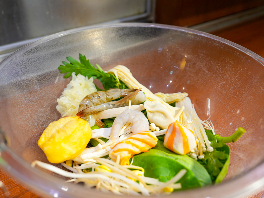 イオンモール綾川 長安 麻辣湯 トッピング