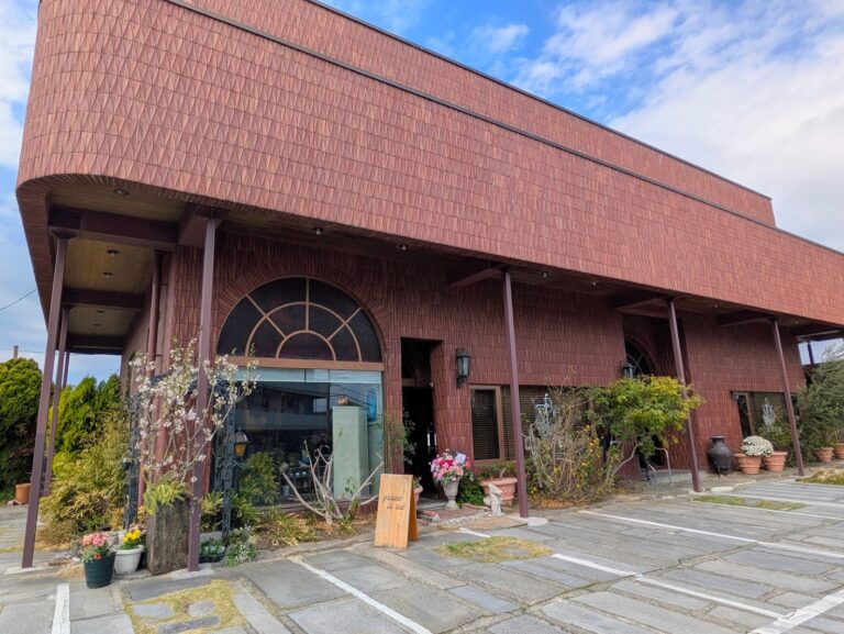 丸亀市のおしゃれな花屋「graine la rue(グレーヌ ラ リュ)」が土居町へ2026年4月1日(水)に移転オープン！1,000円ブーケやアンティークな草花にうっとり