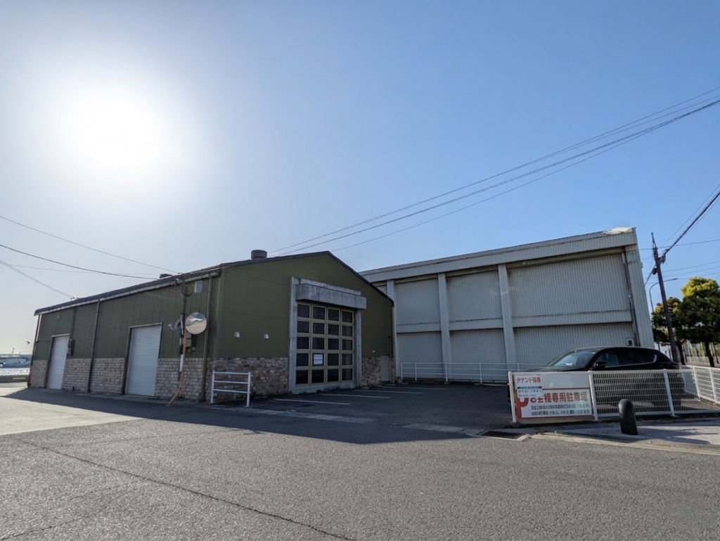 丸亀市港町 ギャラリーカフェ華々