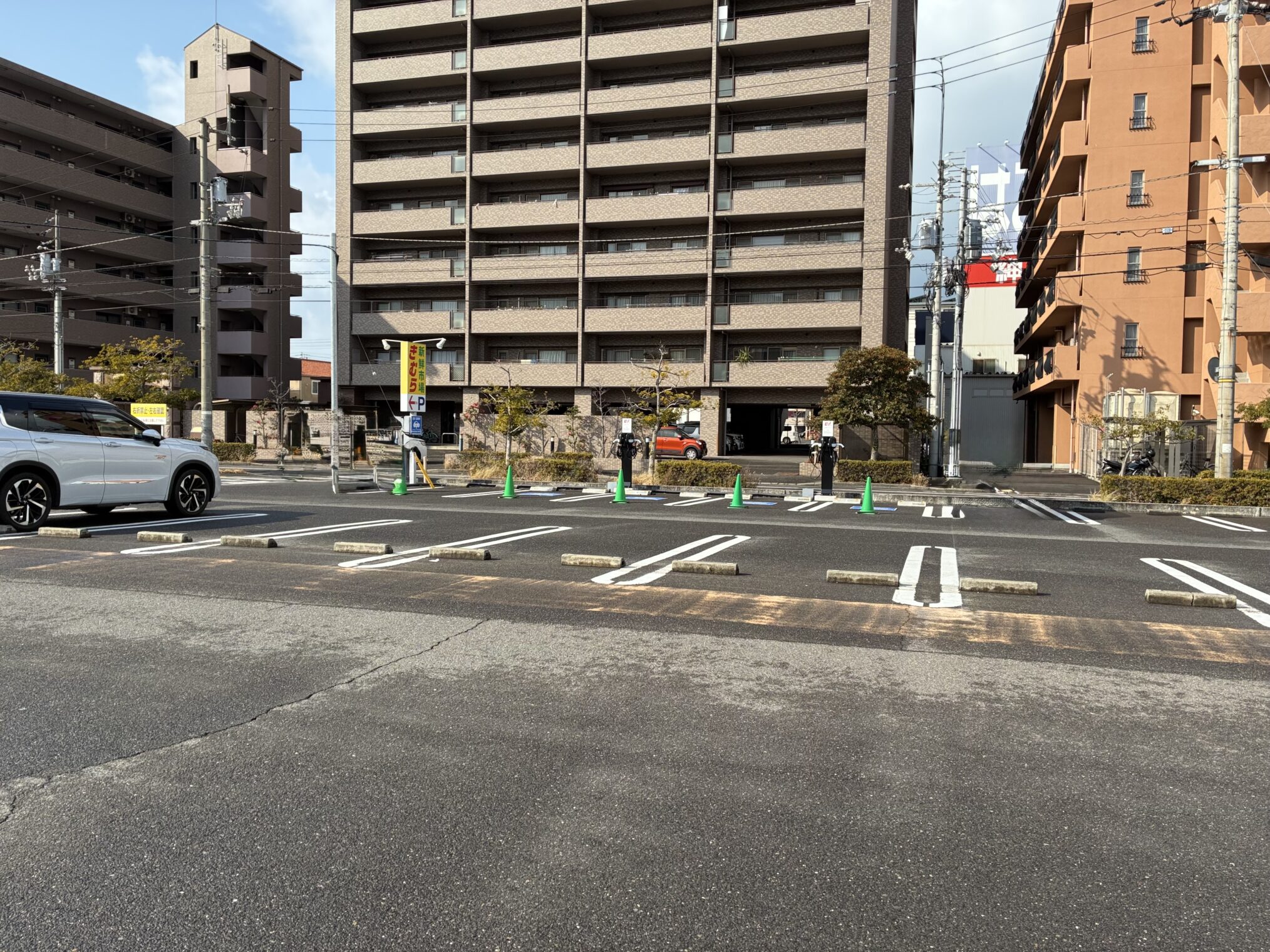 新鮮市場きむら宇多津店 EV充電スポット