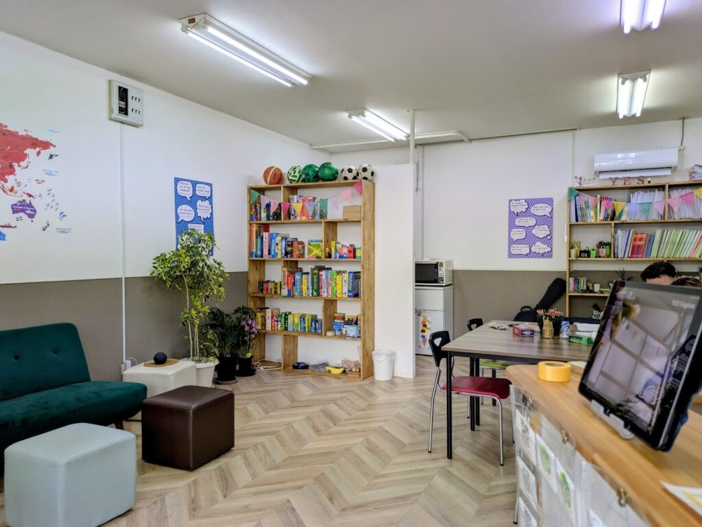 丸亀市土器町 英語アフタースクール YES! 教室内の様子