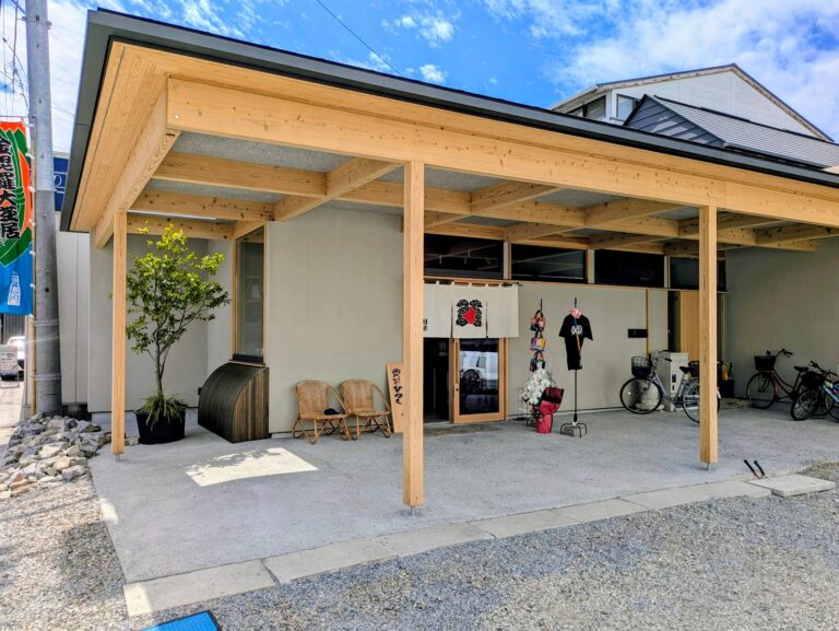 琴平町の大鳥居の横にカフェ併設のセレクトショップ「日楽HIRAKU」が2026年4月9日(木)にオープン！お土産に天狗のうどんも登場？