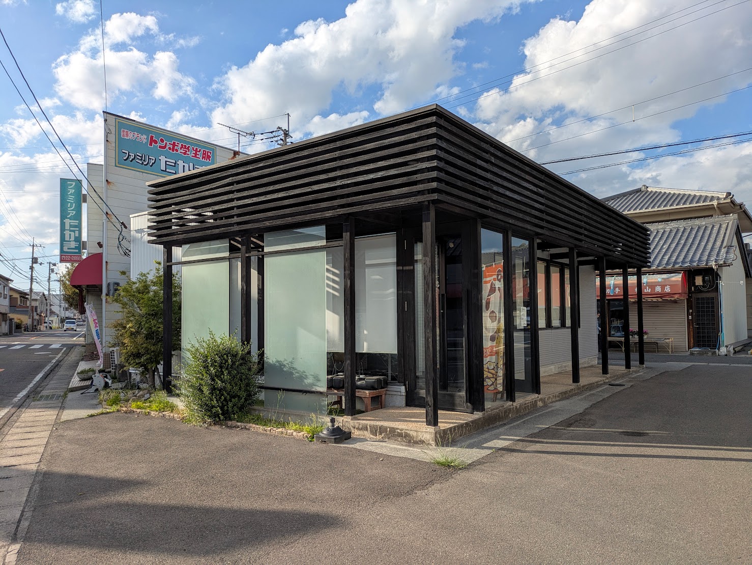 丸亀市土器町 パンと焼菓子の店 ジプソ