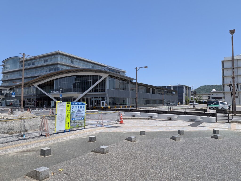 丸亀市 マルタス周辺の工事状況