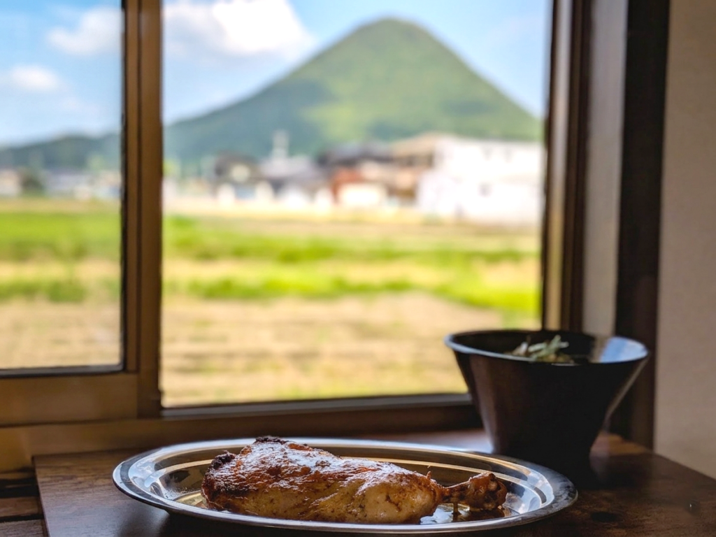 丸亀市土器町 極上骨付鳥 鳥無双