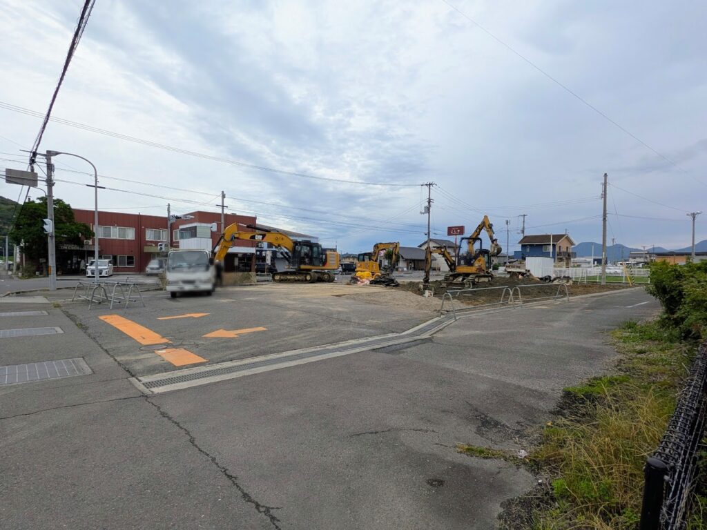 丸亀市飯野町 ローソン 丸亀飯野町店 工事