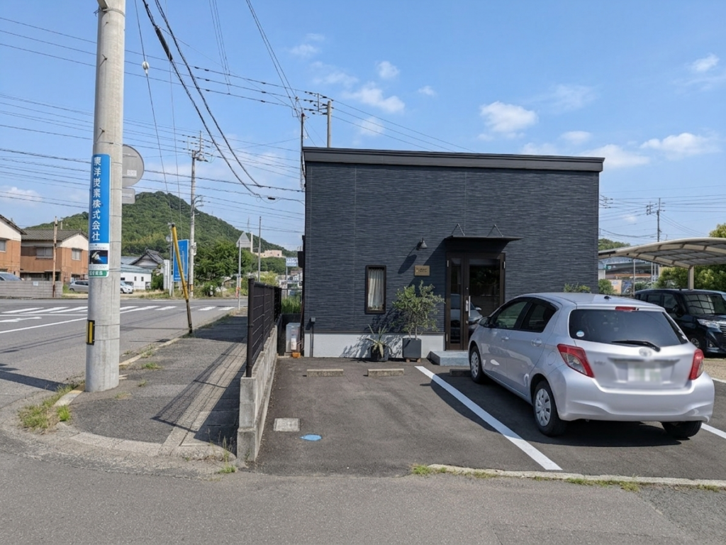 坂出支常盤町 Hair Jeanne(ジャンヌ) 場所・駐車場