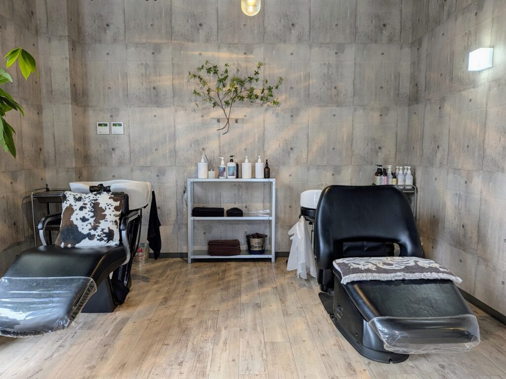 坂出市青葉町 ten. hair 店内の様子