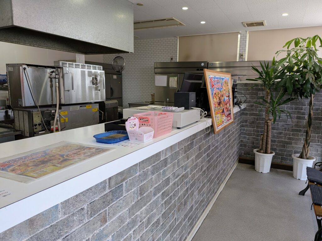 坂出市 ピザロイ坂出店 店内の様子