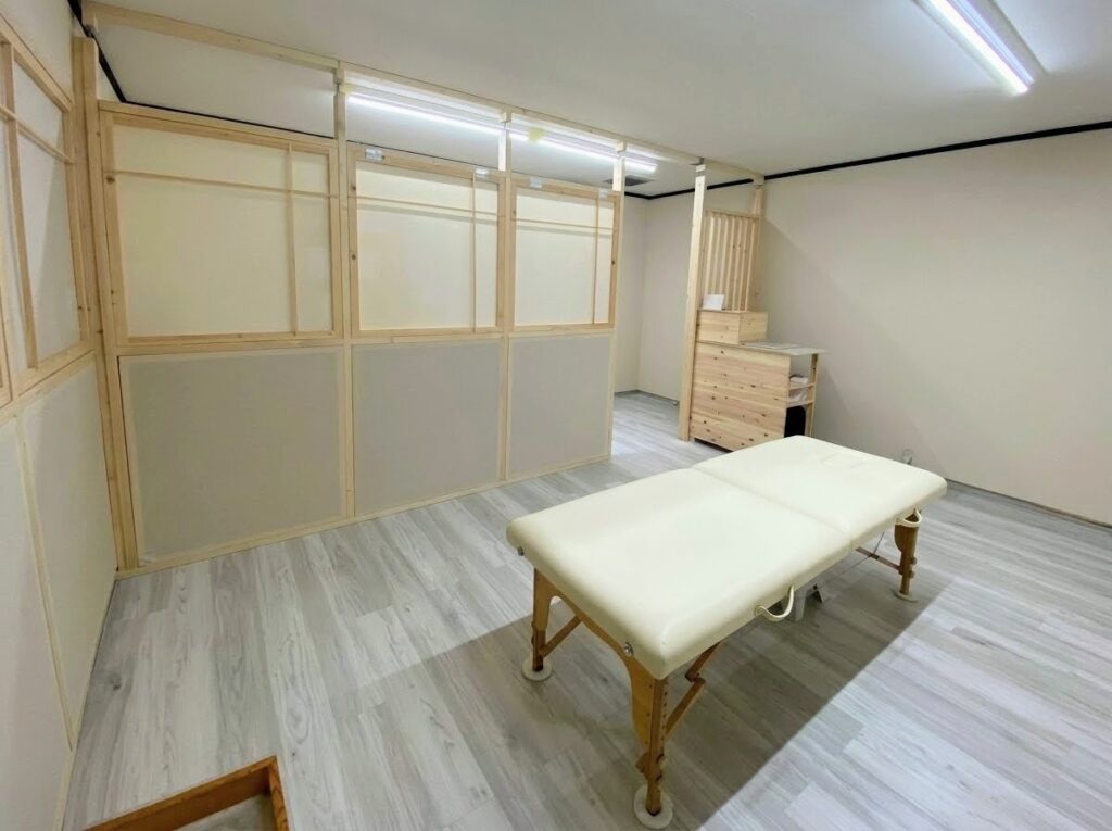 坂出市府中町 神経整体Neuron(ニューロン) 店内の様子