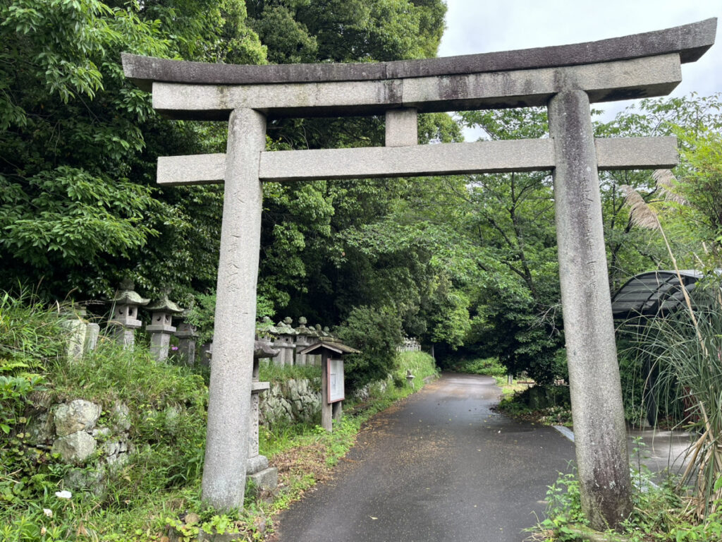 琴平町 坂本龍馬像