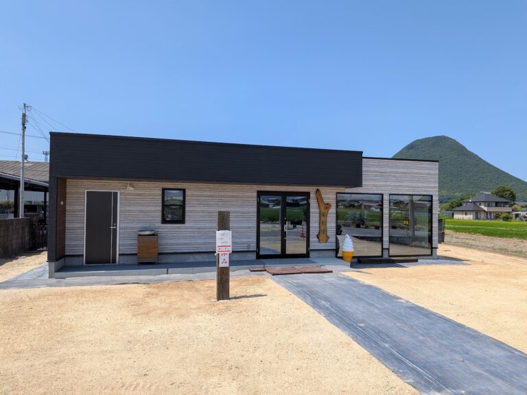 丸亀市飯山町に直売所＆カフェ「葡萄屋(アグリファクトリー 菜)」が2026年7月25日(土)からリニューアルオープン！極上シャインマスカット＆絶品メロンソフトが登場するみたい