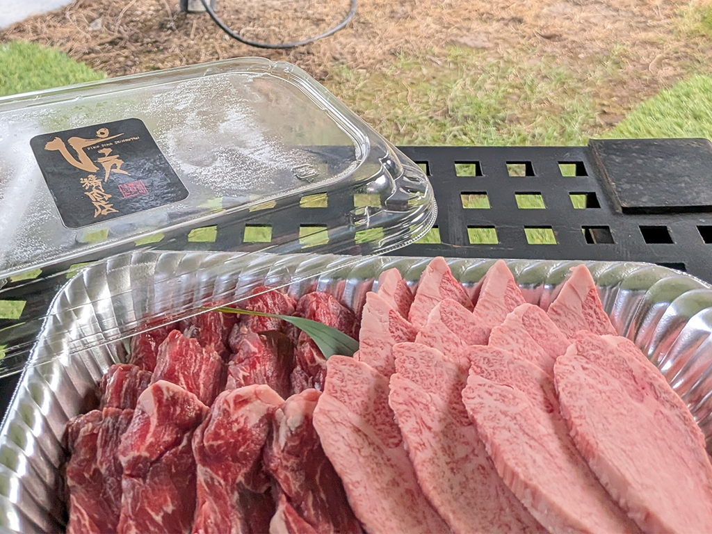 宇多津町 クルーザキャンプ ピコピコ精肉店