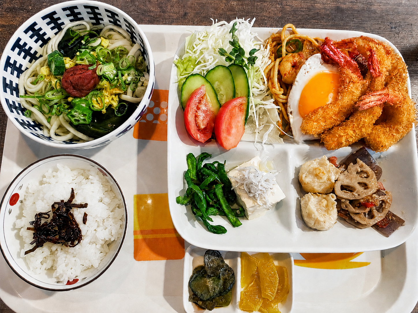 坂出市本町 かんなづき エビフライ定食
