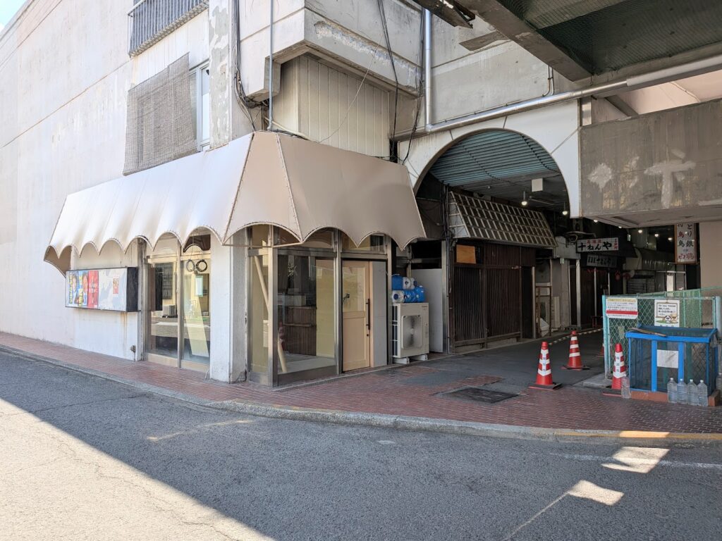 坂出市京町 人工土地テナント工事