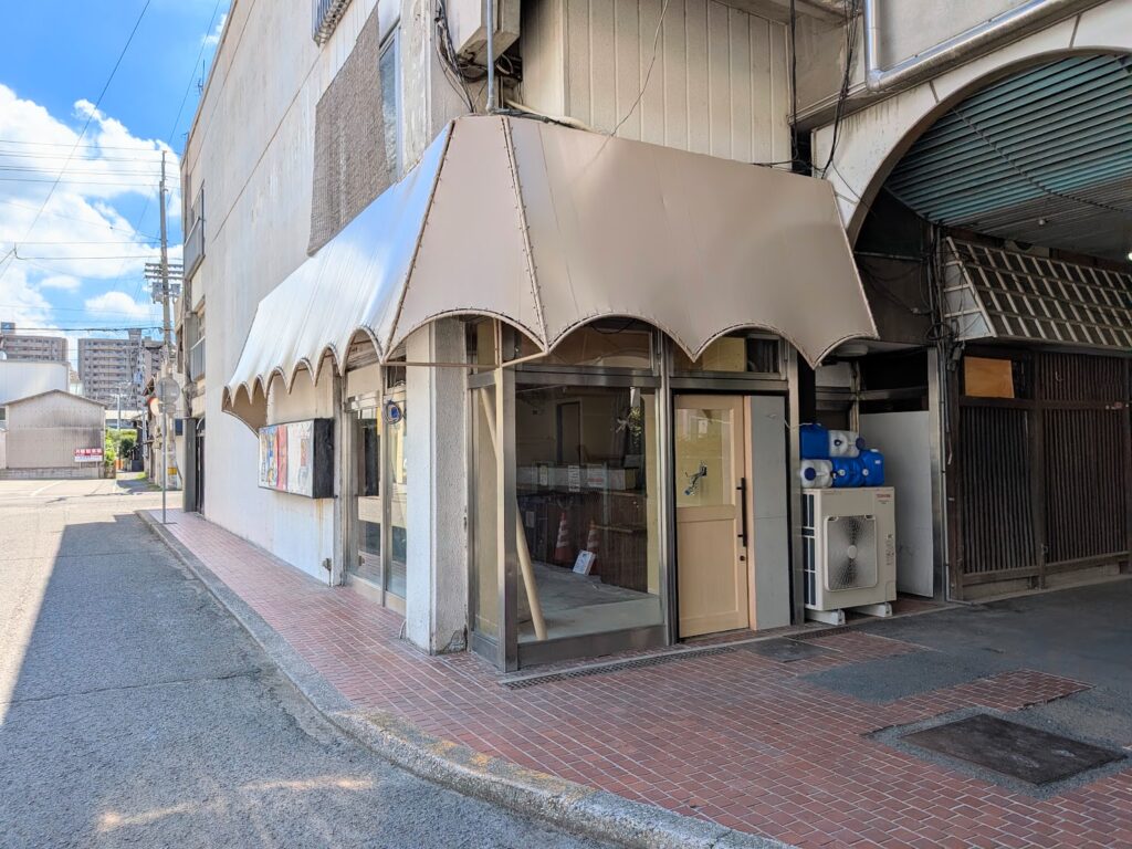 坂出市京町 人工土地テナント工事